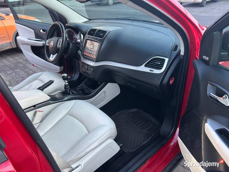 Fiat Freemont Raty Prywatnie nowy 7 os Navi asystent parkowania Freemont Wrocław sprzedam