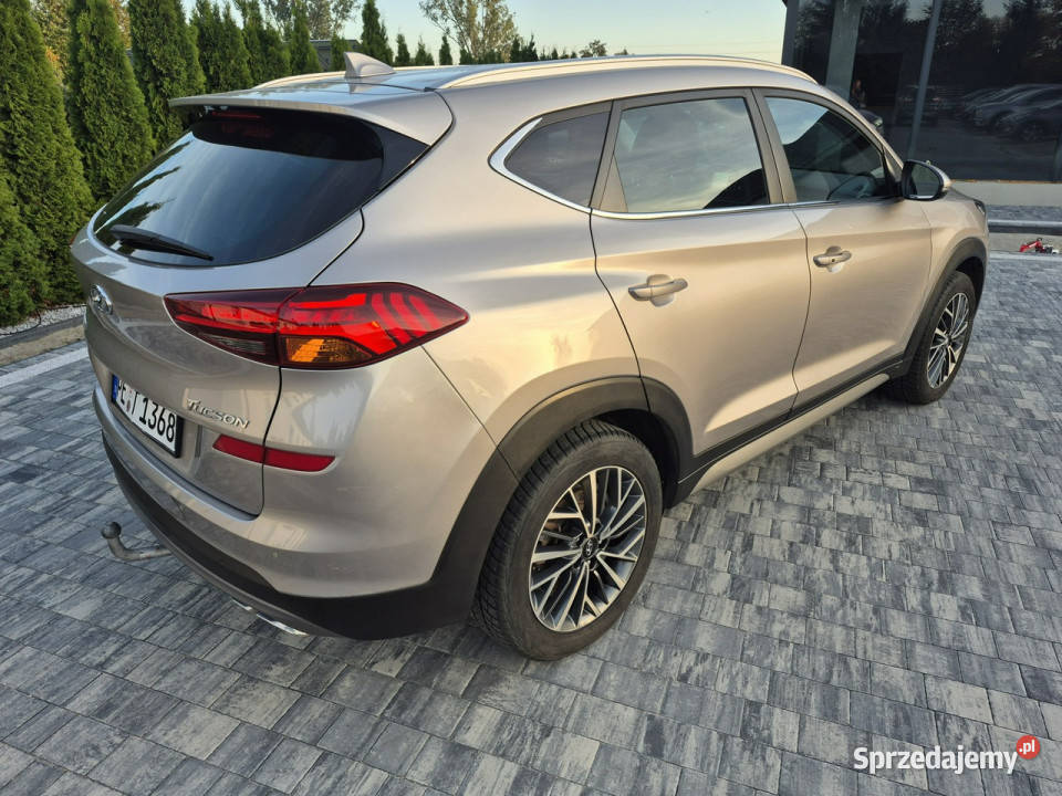 Hyundai Tucson kamera 360 navi 16 crd automat aluminiowe felgi