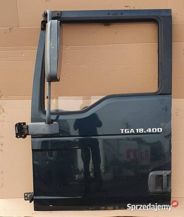 MAN TGA DRZWI LEWE LUSTERKO TAPICERKA SZYBA części blacharskie Bieleń