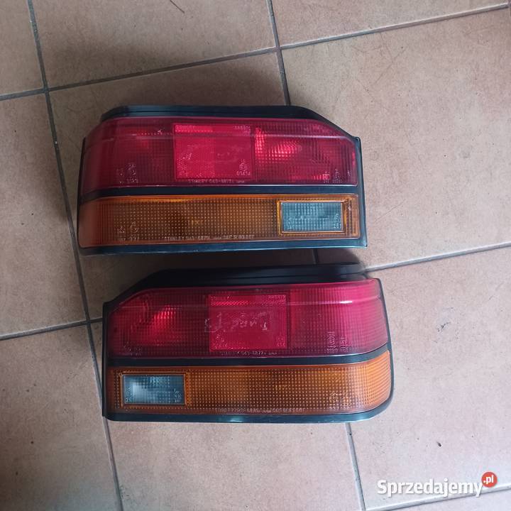 mazda 323 lampa tyl prawa lewa Rakoniewice
