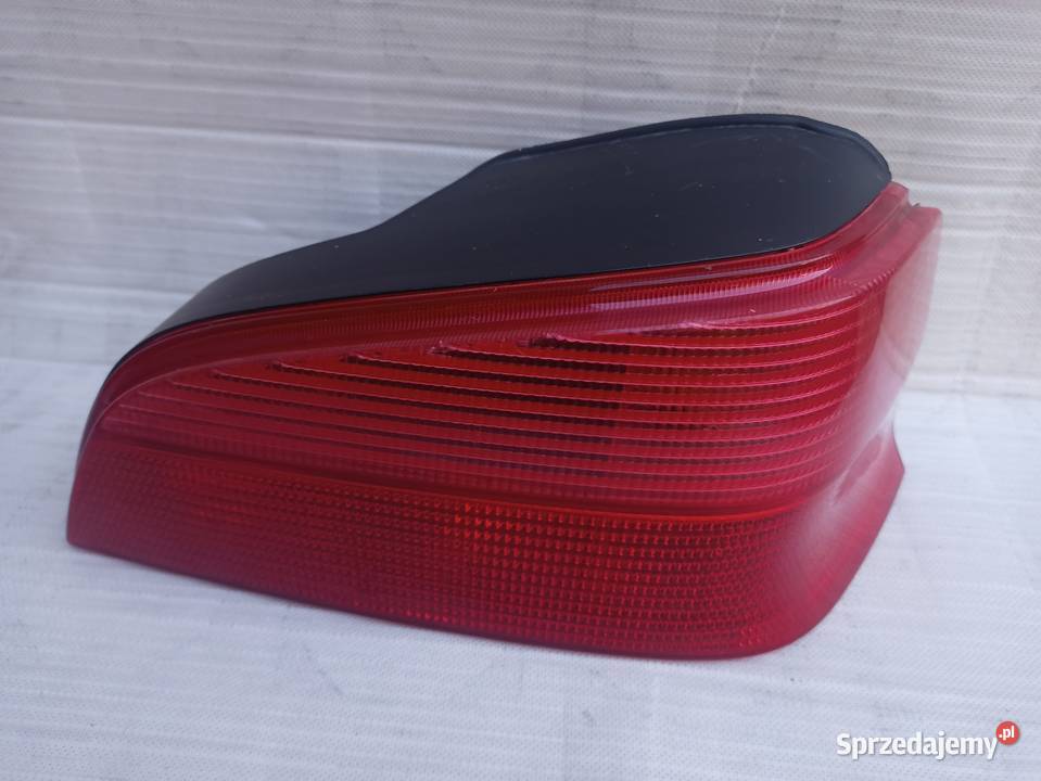 Peugeot 106 LIFT lampa tył tylna prawa wkład Sieradz
