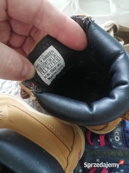 Buty i tramki dziecięce EUR 2526 pomorskie Gdynia