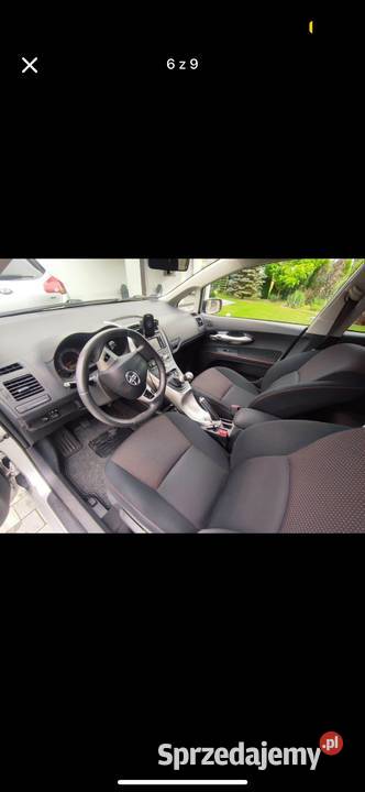 Toyota Auris 20 TDI 2011 wielofunkcyjna kierownica Tłuszcz