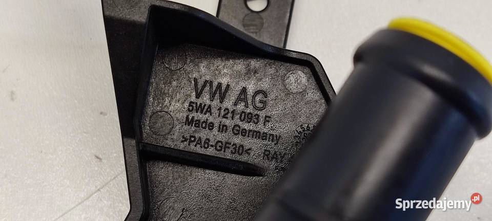 VW TIGUAN II POMPKA WODY MOCOWANIE 05E965561