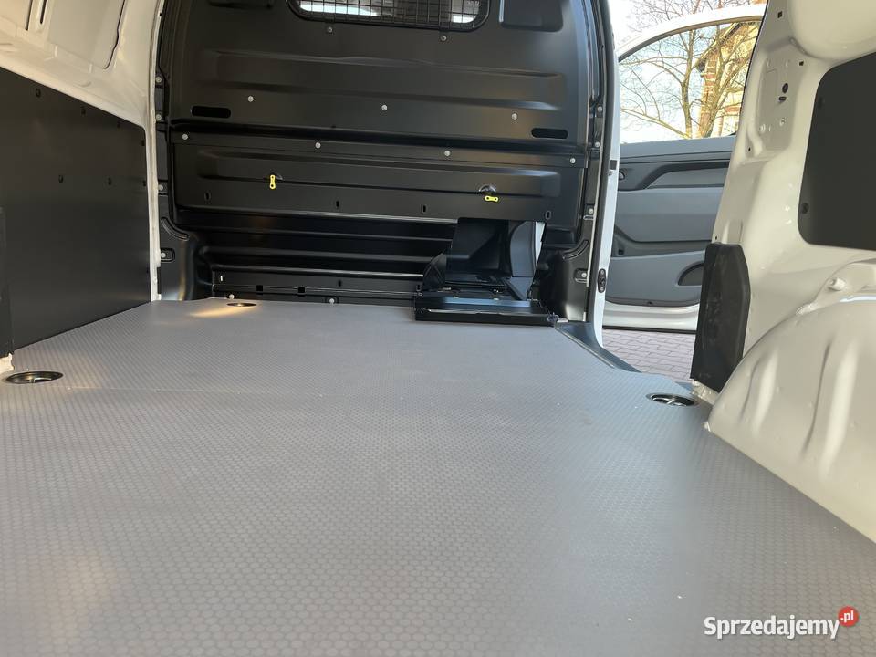 Toyota Proace XL wynajem z wykupem w kwocie 2490 2000cm3 Warszawa
