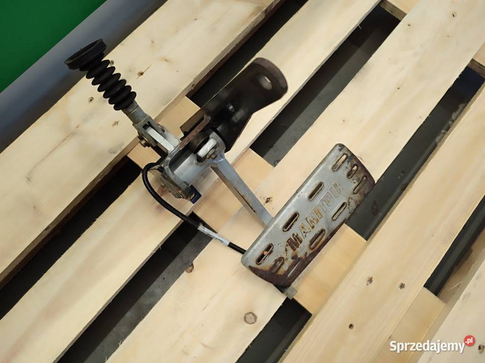 Pedał hamulca 226656 Manitou MLT 741 Wilkowo