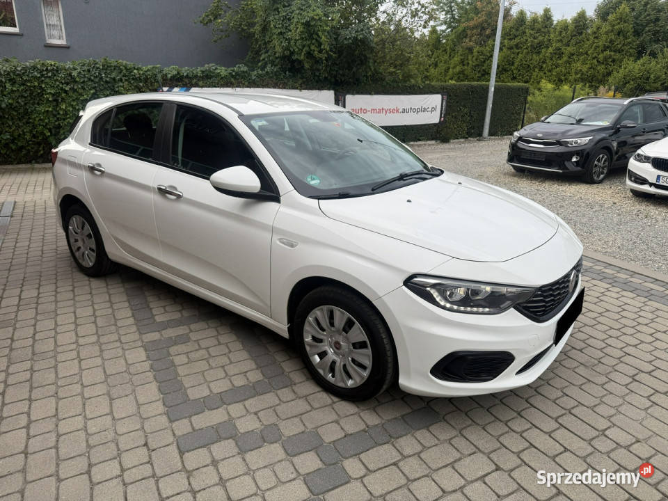 Fiat Tipo 14 TJet 120 Klimatyzacja Nawigacja Orzech