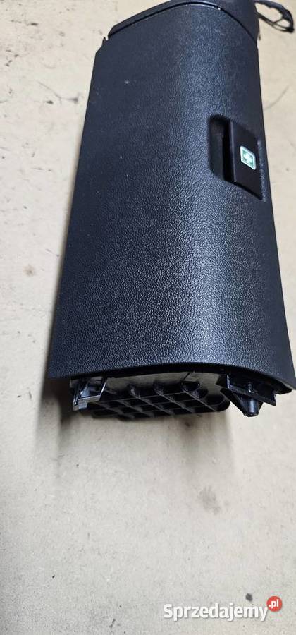 Schowek fotela mercedes w211 2119185336 Rok produkcji 2001 Zbąszyń
