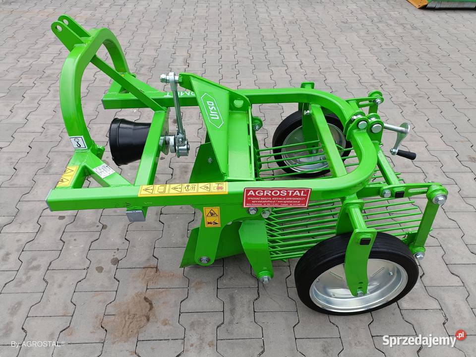 Kopaczka wibracyjna BOMET Ursa wyrzut do tyłu Tarnogród sprzedam