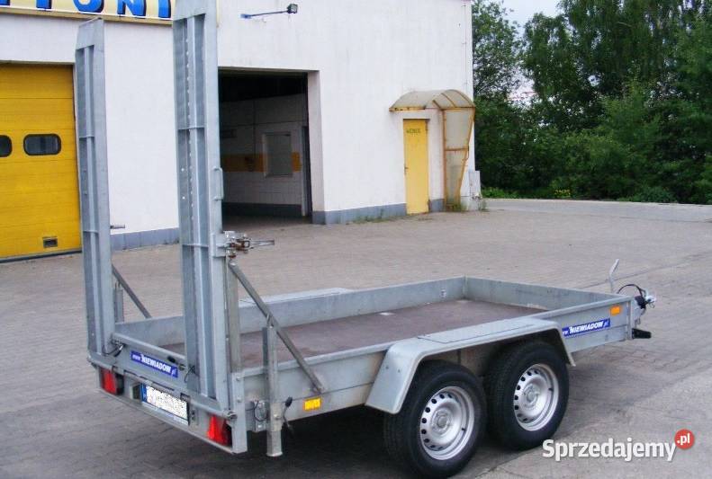Transport minikoparek 2t sprzętu budowlanego wielkopolskie Poznań