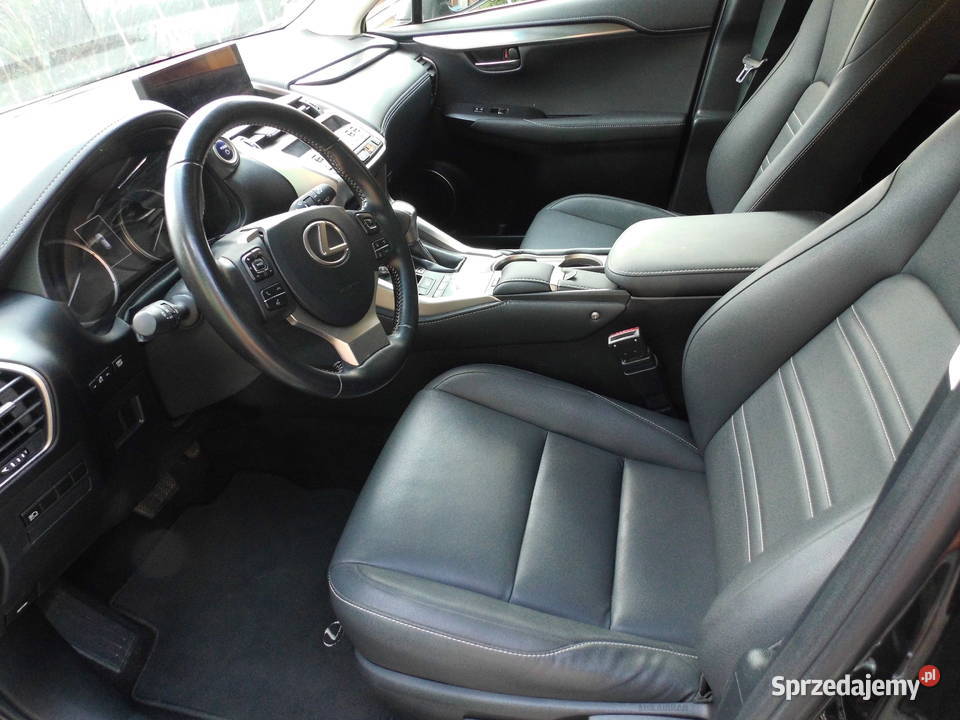 Lexus NX 300h Rok produkcji 2019 Kaźmierz