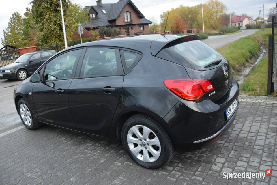 Opel Astra 14B 2014R 134 Navi Sprowadzony Astra Majdan Sieniawski