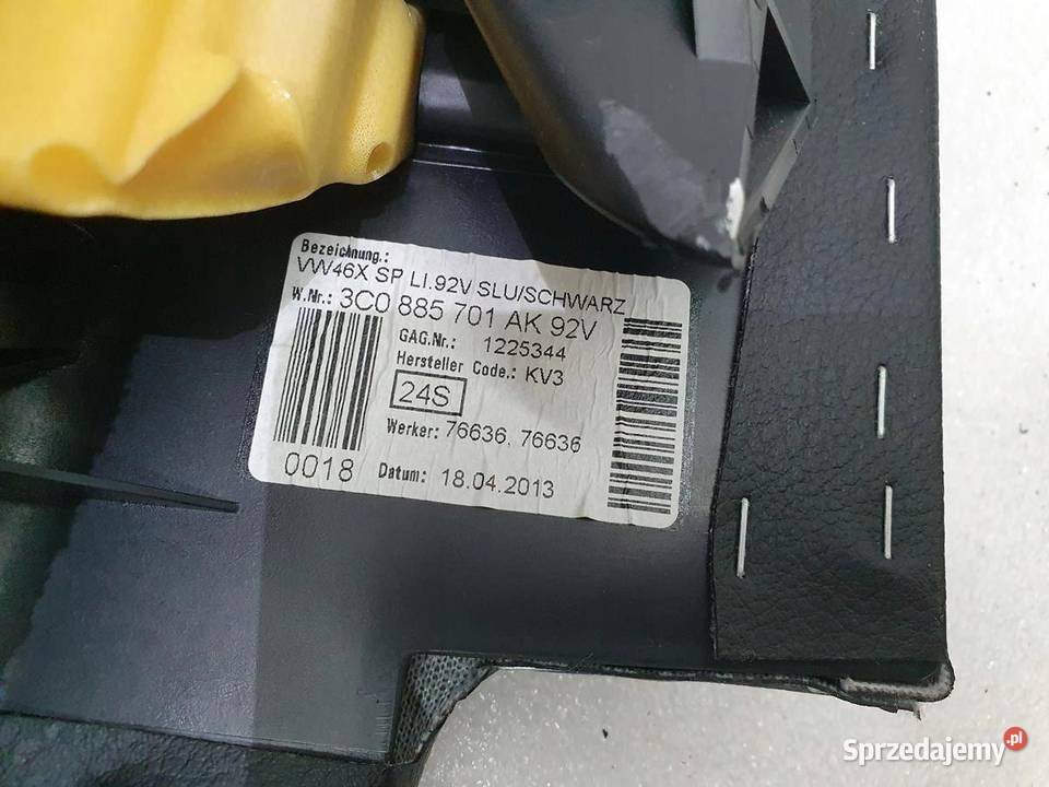 BOCZEK KANAPY TYŁ LEWY3C0885701AK VW PASSAT B7