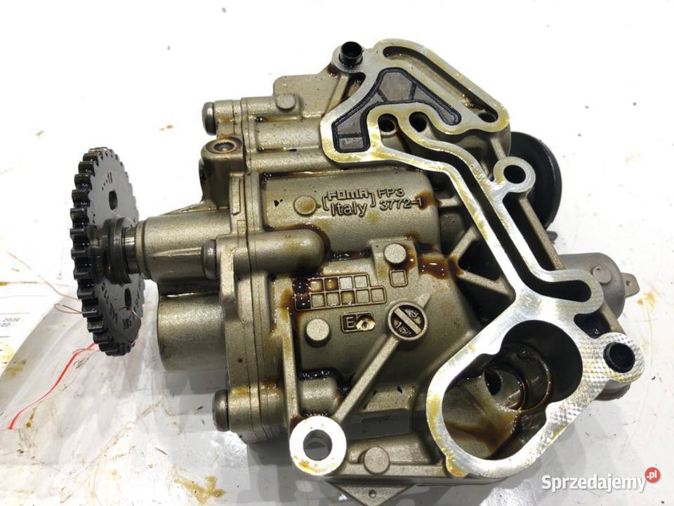 POMPA OLEJU SKODA OCTAVIA III 04E115109S 14 150