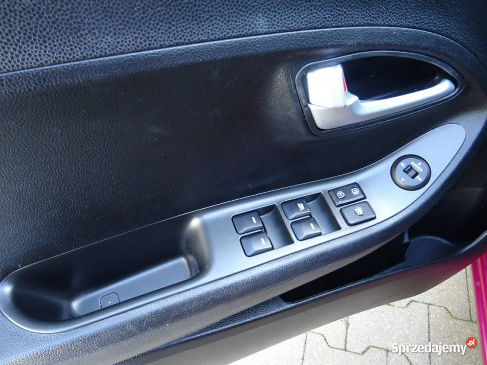 Kia Picanto 12 85 5 drzwi bogate wyposażenia II światła przeciwmgielne Łódź