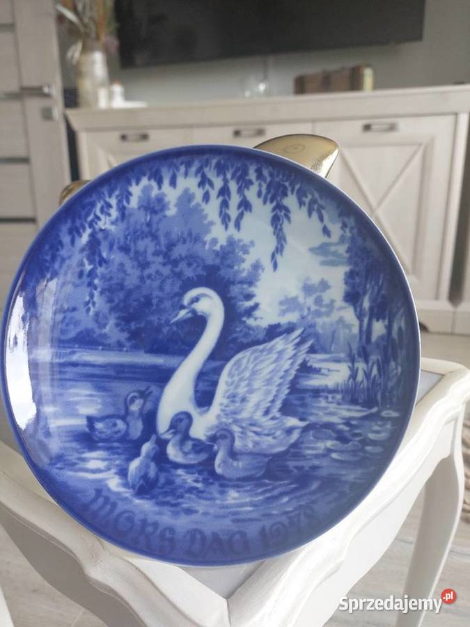 Trzy talerze porcelanowe ozdobne Wałbrzych