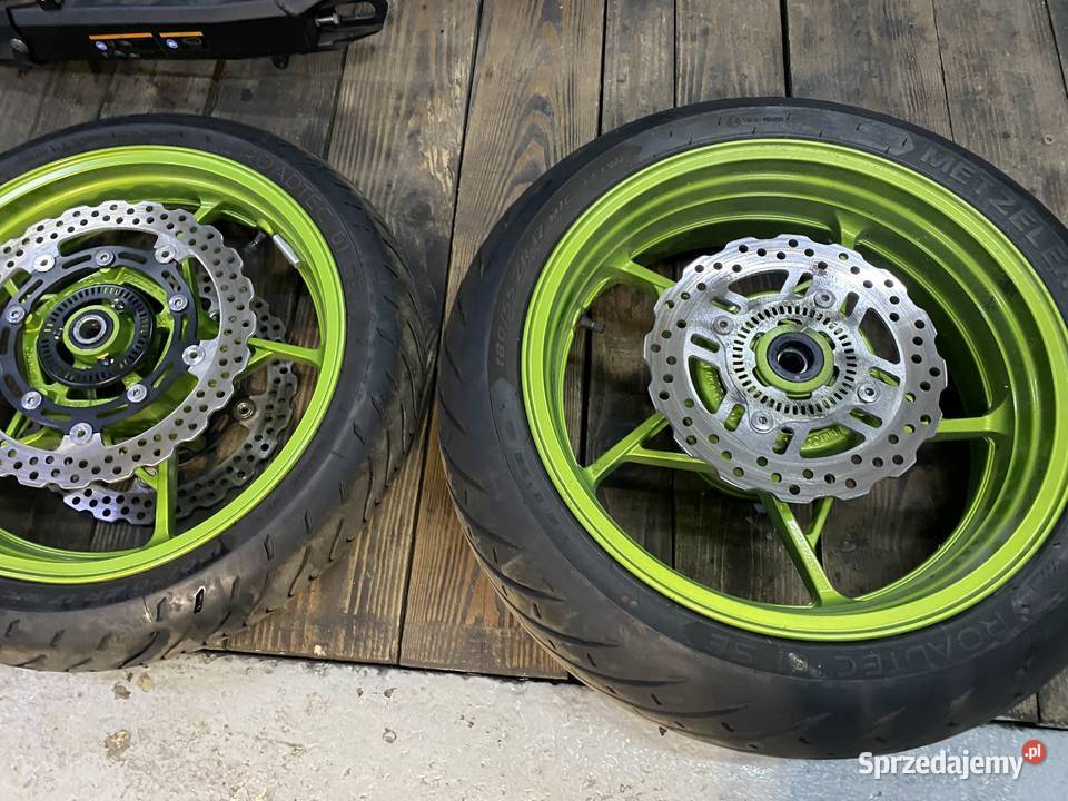 Kawasaki z900 2022wszystkie części Łańcut sprzedam