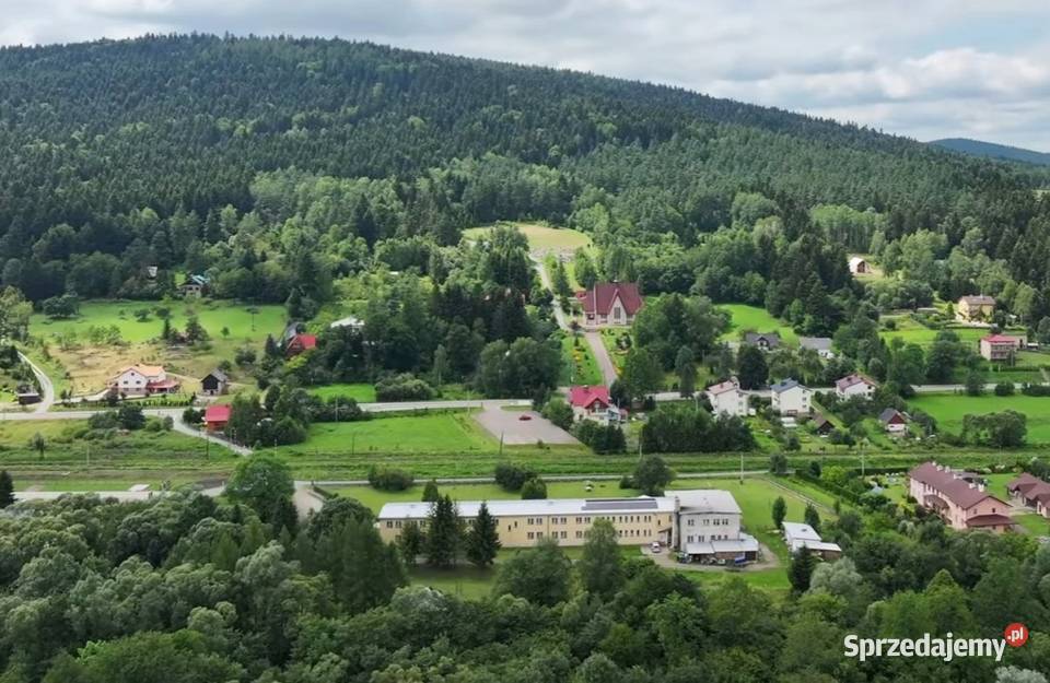 Ośrodek wypoczynkowy 1100m2 w Biszczadach Rzepedź