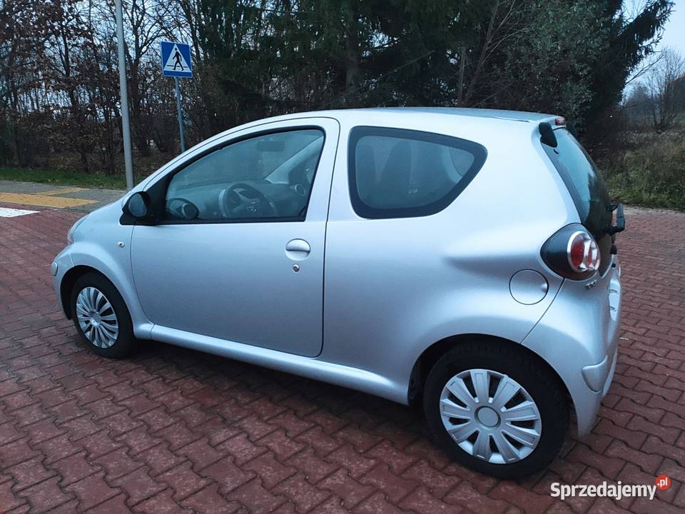 10 benzyna klimatyzacja elektryka opony zimowe benzyna warmińsko-mazurskie Morąg sprzedam