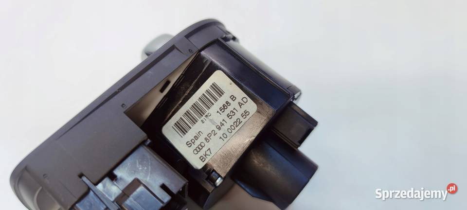 WŁĄCZNIK ŚWIATEŁ DRL AUDI A3 8P LIFT 8P2941531AD Przystajń