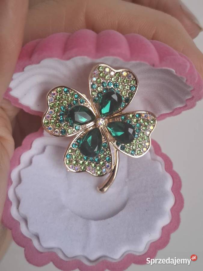 Broszka czterolistna koniczynka vintage Wąbrzeźno
