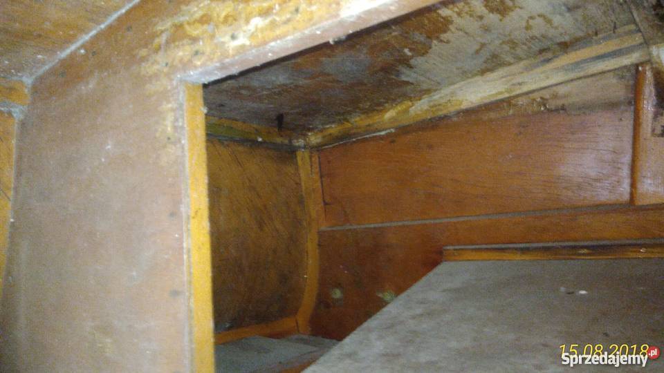 Motorówna drewniana bez silnika do renowacji Dąbrówno