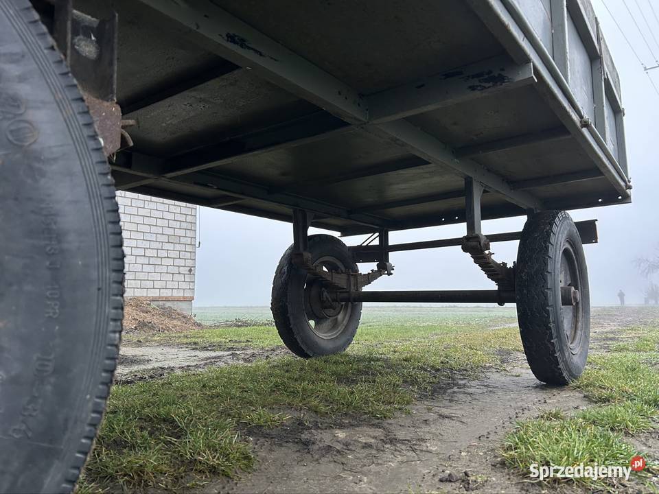 Przyczepa rolnicza skrzynia zabudowa burty do