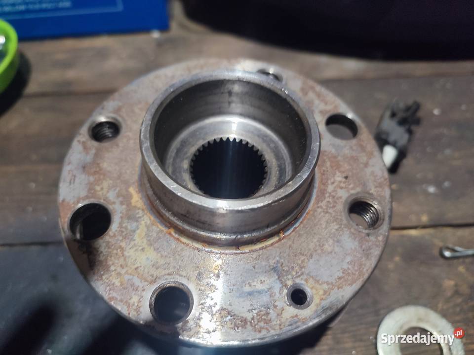 Piasta koła przód astra g 4x100