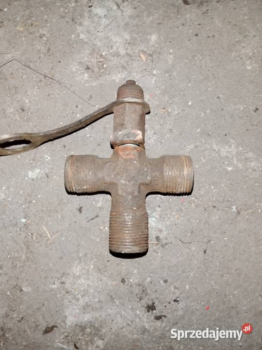 ZŁĄCZKA CZWÓRNIK METALOWY Jelcz na most Części samochodowe Poddębice