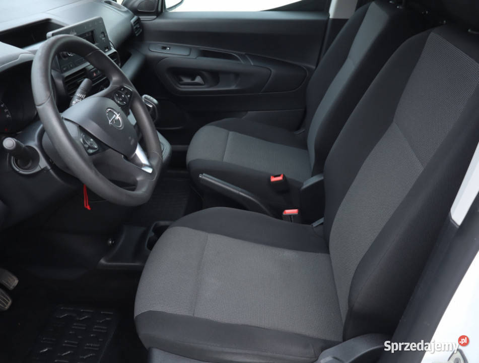 Opel Combo 16 CDTI bluetooth