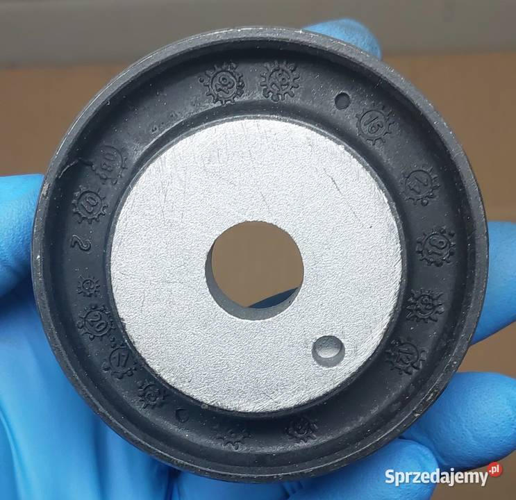 TULEJA BELKI TYŁ MERCEDES W203 W210 A209 KOMPLET Mielęcin