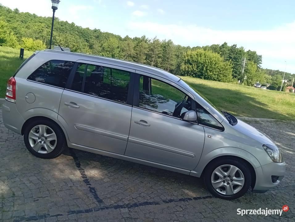 ŁADNA ZAFIRA LIFT 16 GAZ 1 WŁAŚĆ 7 OSÓB ZADBANA klimatyzacja Zafira sprzedam