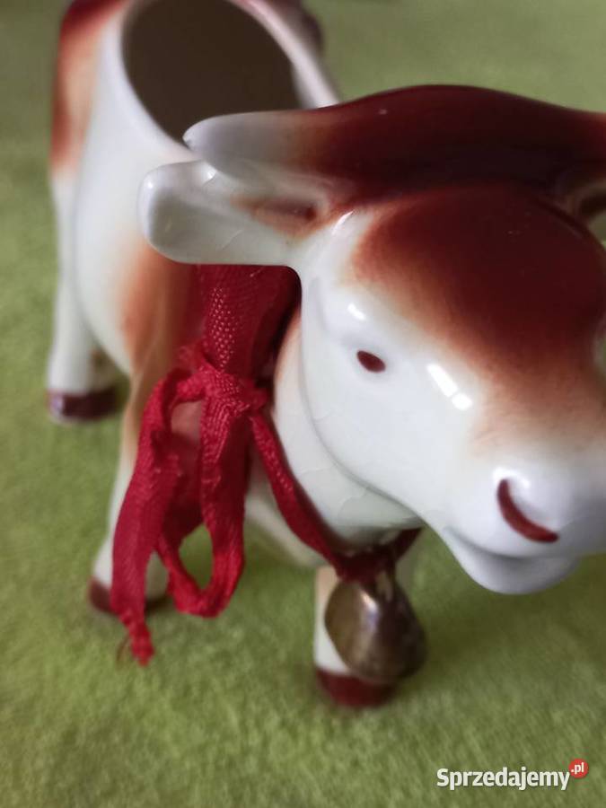 Figurka porcelanowa mlecznik Krowa Goebel Toruń