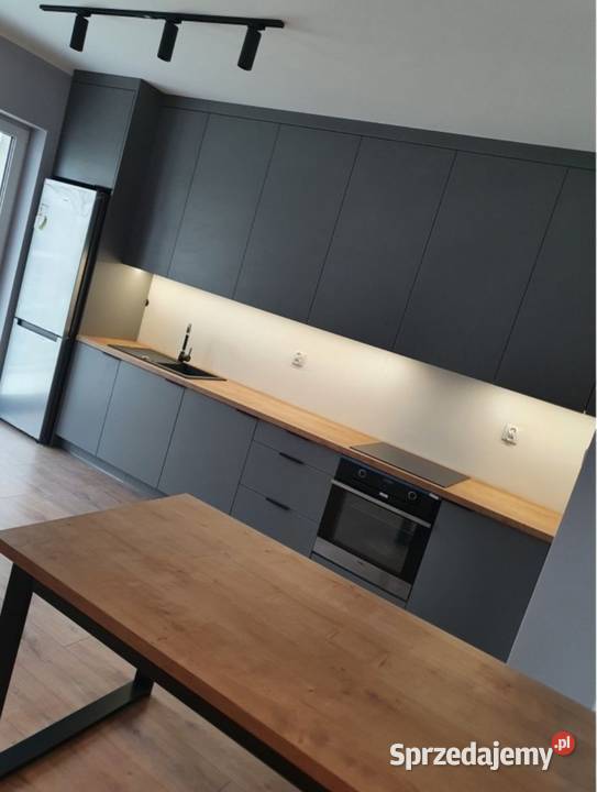 Meble na wymiar kuchnia szafa zabudowa montaż Usługi dla domu Rzeszów usługi budowlane