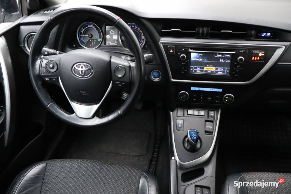 Toyota Auris Hybrid śląskie Zabrze sprzedam