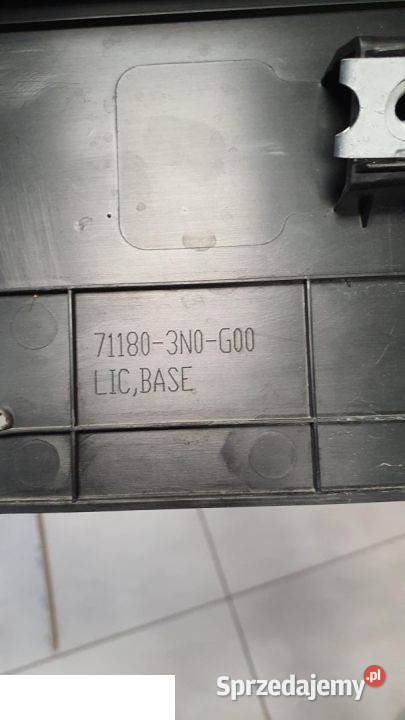 Honda Hrv III podstawa tablicy rejestracyjnej osobowe