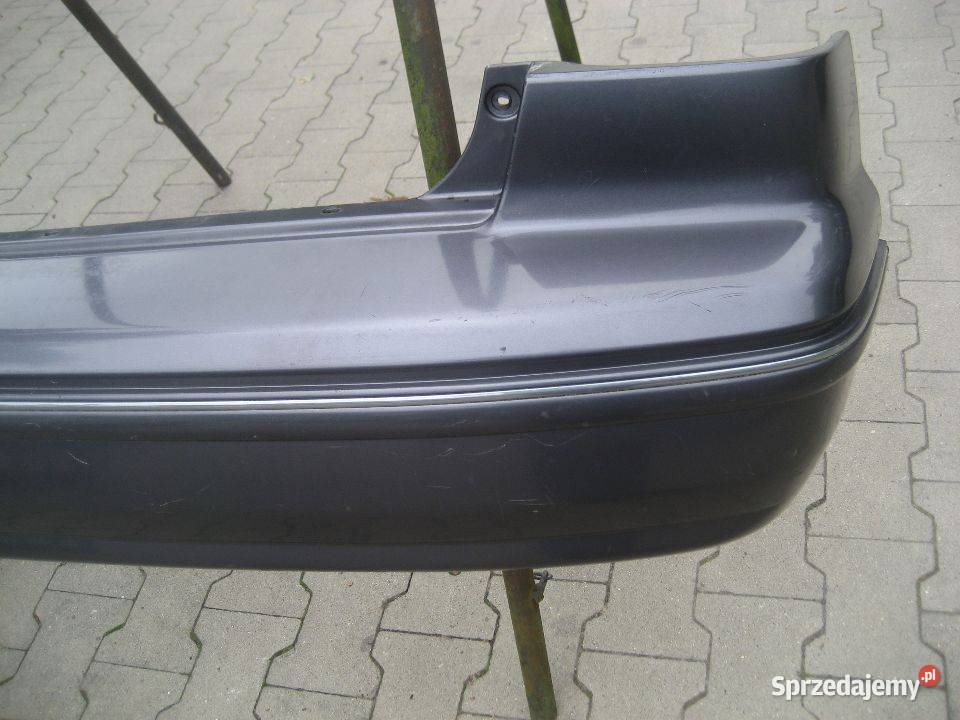 toyota camry kombi 9601r zderzak tył tylni Rakoniewice