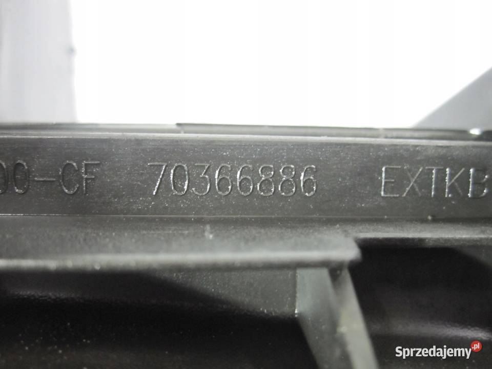 FORD TRANSIT 22 TDCI 12r obudowa filtra osobowe Osłony i zaślepki świętokrzyskie