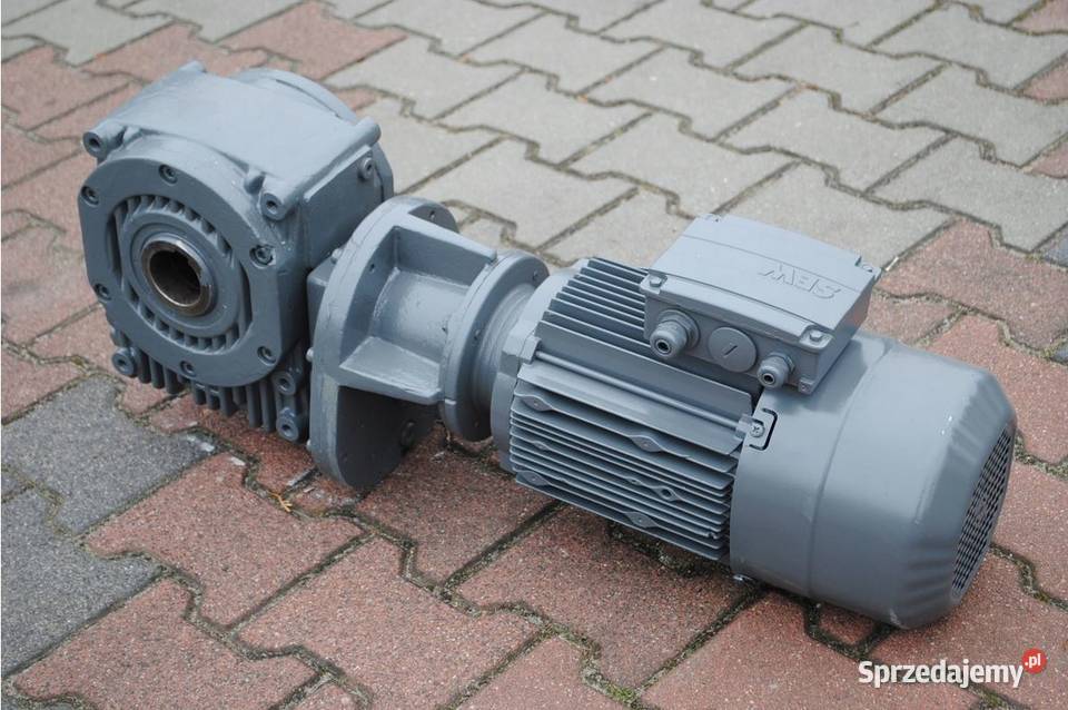 Motoreduktor kątowy 3kw 28obrmin z hamulcem Kargowa sprzedam