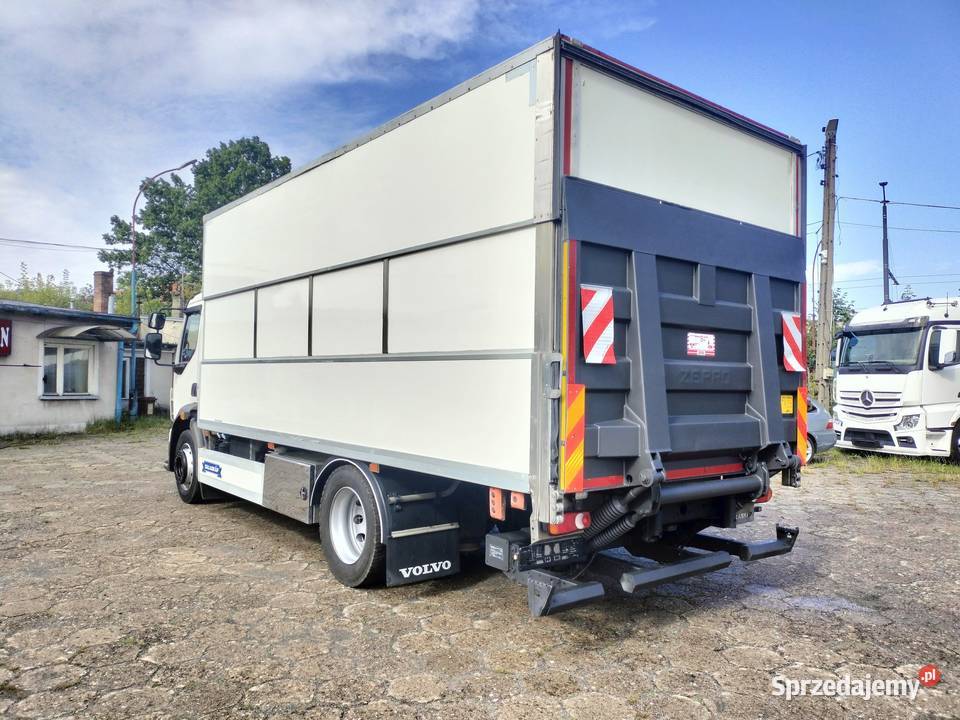 VOLVO FL 4x2 REGULOWANY KONTENER IZOTERMA WINDA śląskie Częstochowa