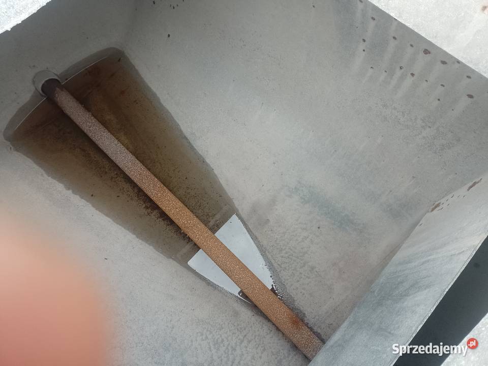 Beczkowóz wóz asenizacyjny szambiarka nieuszkodzony Irządze sprzedam