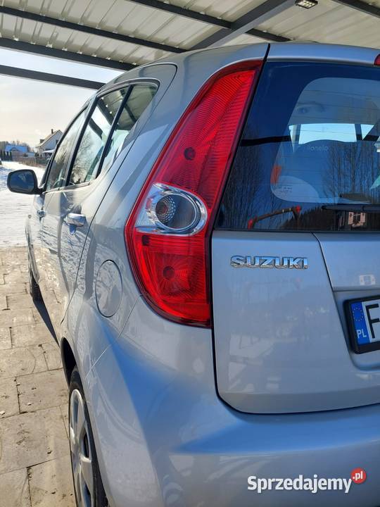 Piękny i zwinny Suzuki Splash Opel Agila Mały Żary