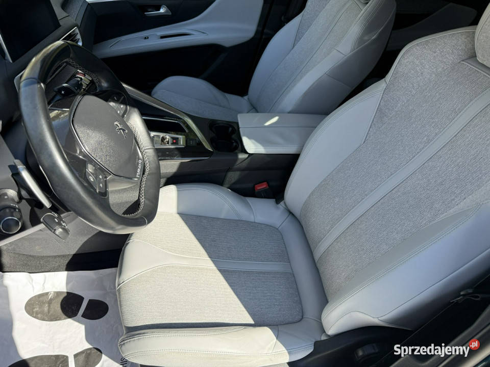Peugeot 5008 Zadbany z oryginalnym niskim Zarejestrowany w Polsce Poznań