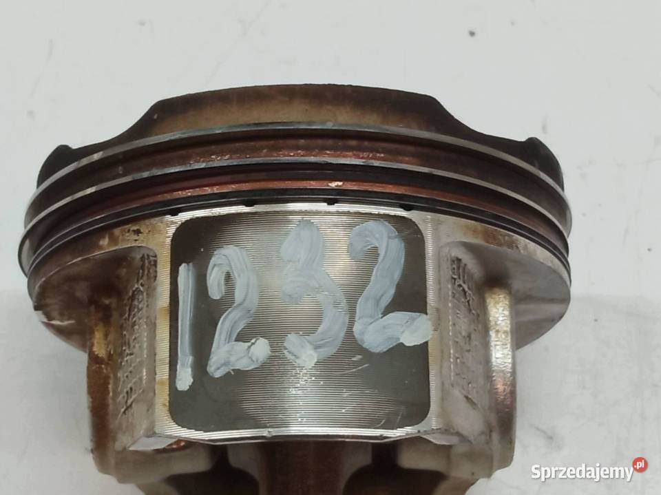 TŁOK KORBOWÓD 133 16V VVTI 1 Toyota Yaris II świętokrzyskie