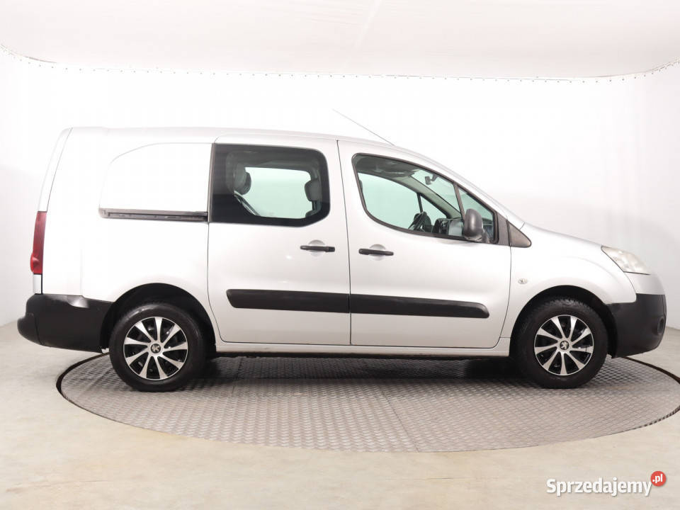 Peugeot Partner 16 HDi Rok produkcji 2014 śląskie Katowice