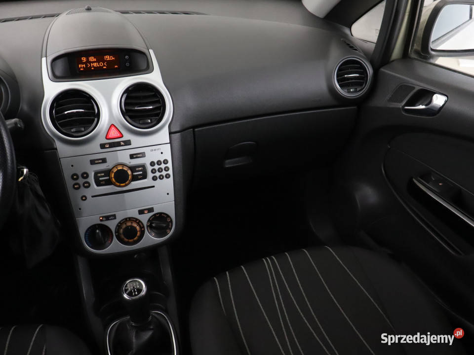 Opel Corsa 12