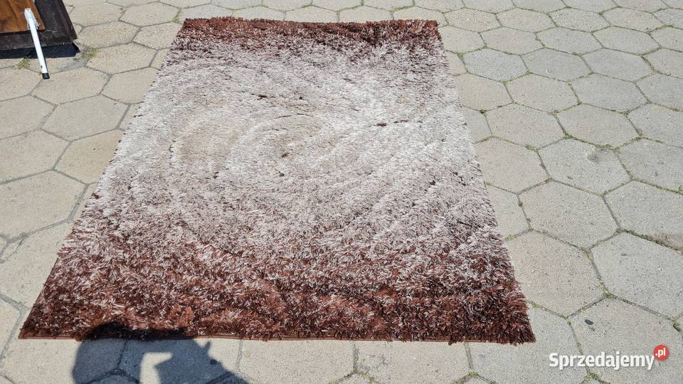 Dywan Tria browni 16 x 23 m długi włos 230m Zambrów