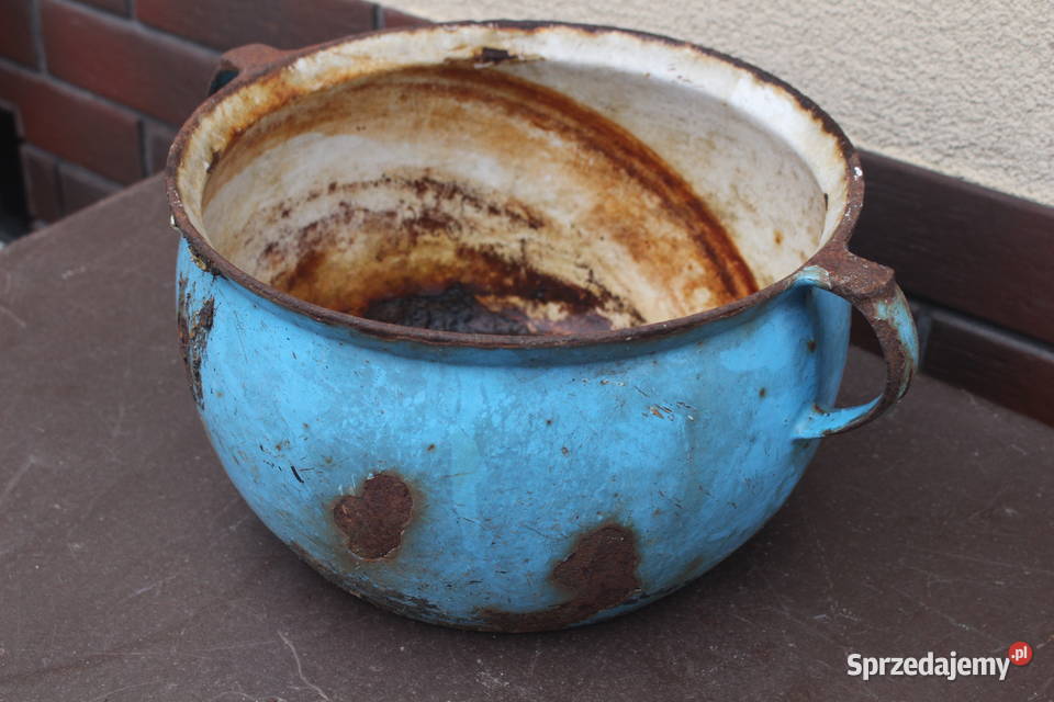 garnek żeliwny stary Pozostałe wielkopolskie Kalisz