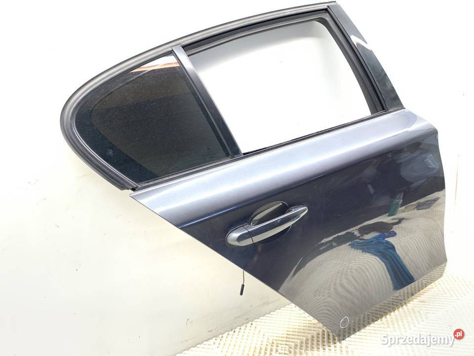 DRZWI PRAWY TYŁ BMW E87 Hatchback 0313 A22