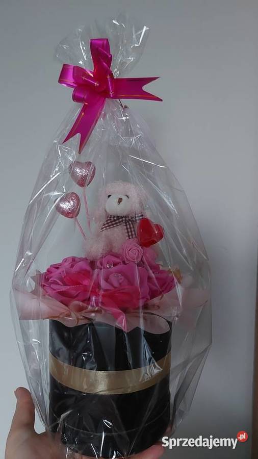 Boks Walentynkowy z misiem I różami Rybnik